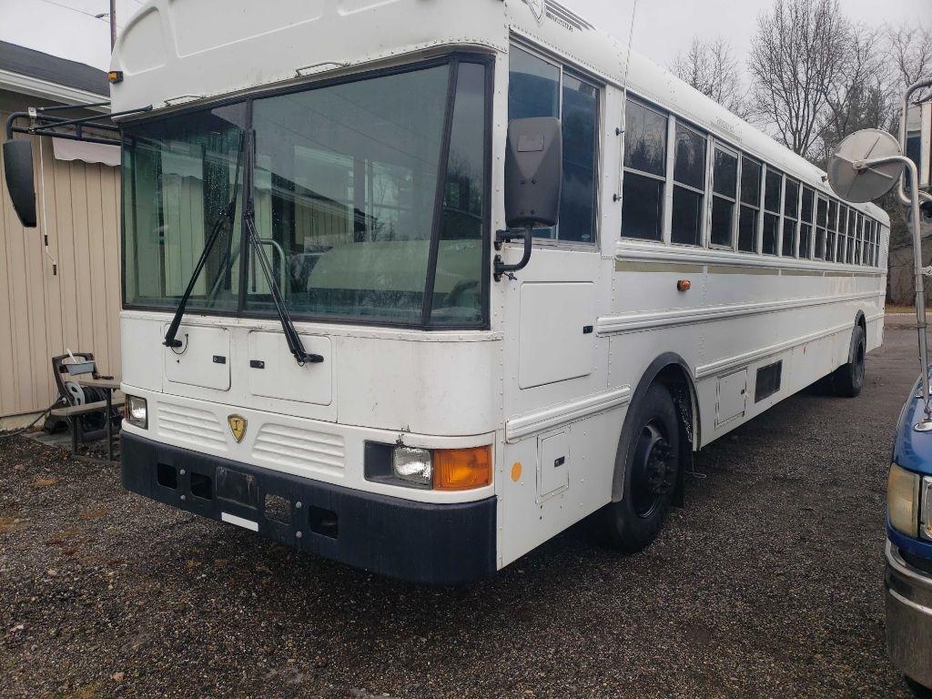 International 3000  2015