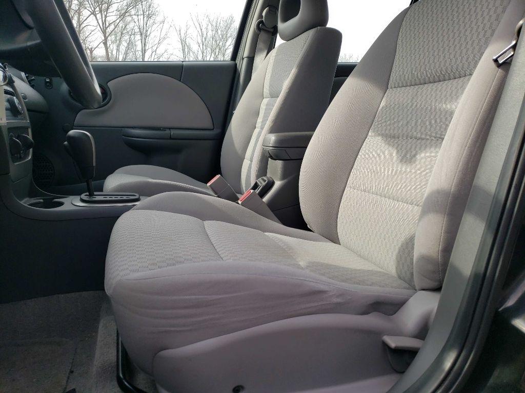 Saturn ION 2 Sedan Automatic 2007