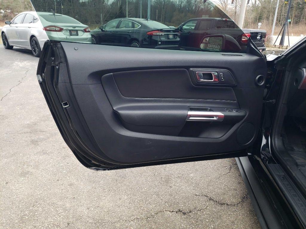 Ford Mustang GT Coupe 2019