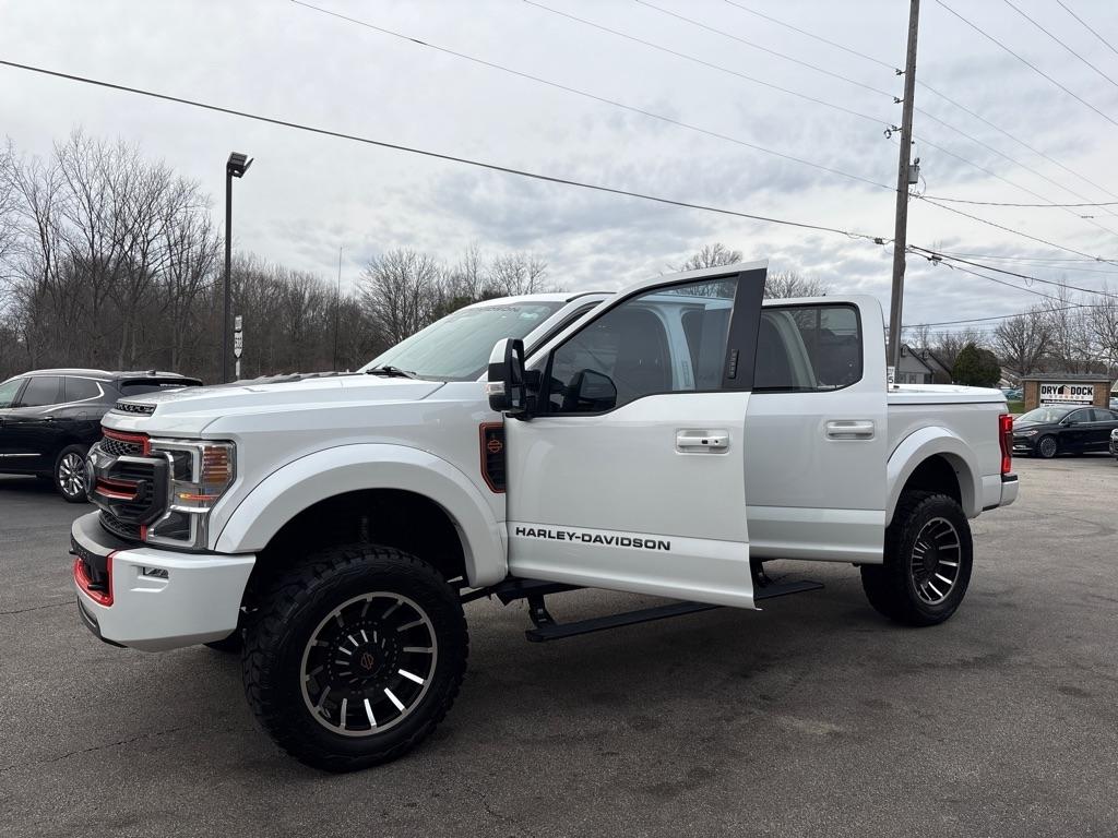 Ford F-250 SD Lariat Crew Cab 4WD 2020