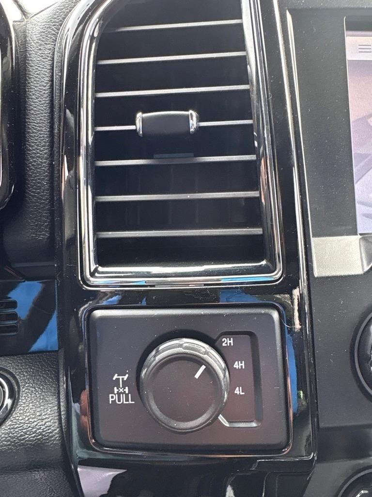 Ford F-250 SD Lariat Crew Cab 4WD 2020