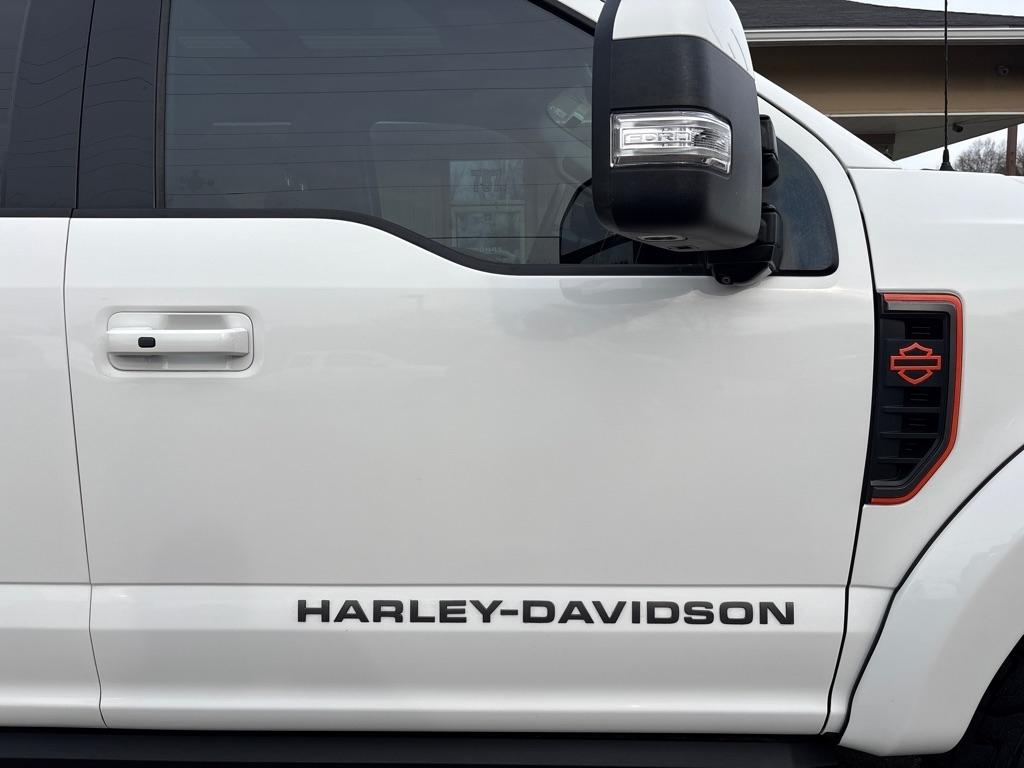 Ford F-250 SD Lariat Crew Cab 4WD 2020