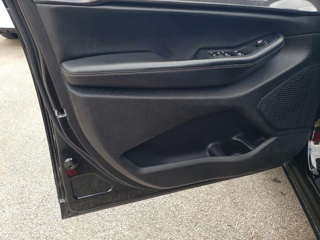 Jeep Grand Cherokee Laredo 4WD 2023