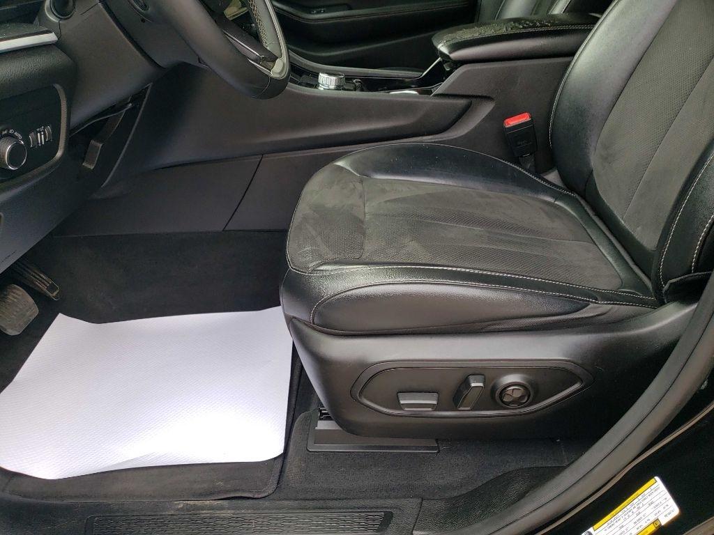 2023 Jeep Grand Cherokee Altitude - Photo 11