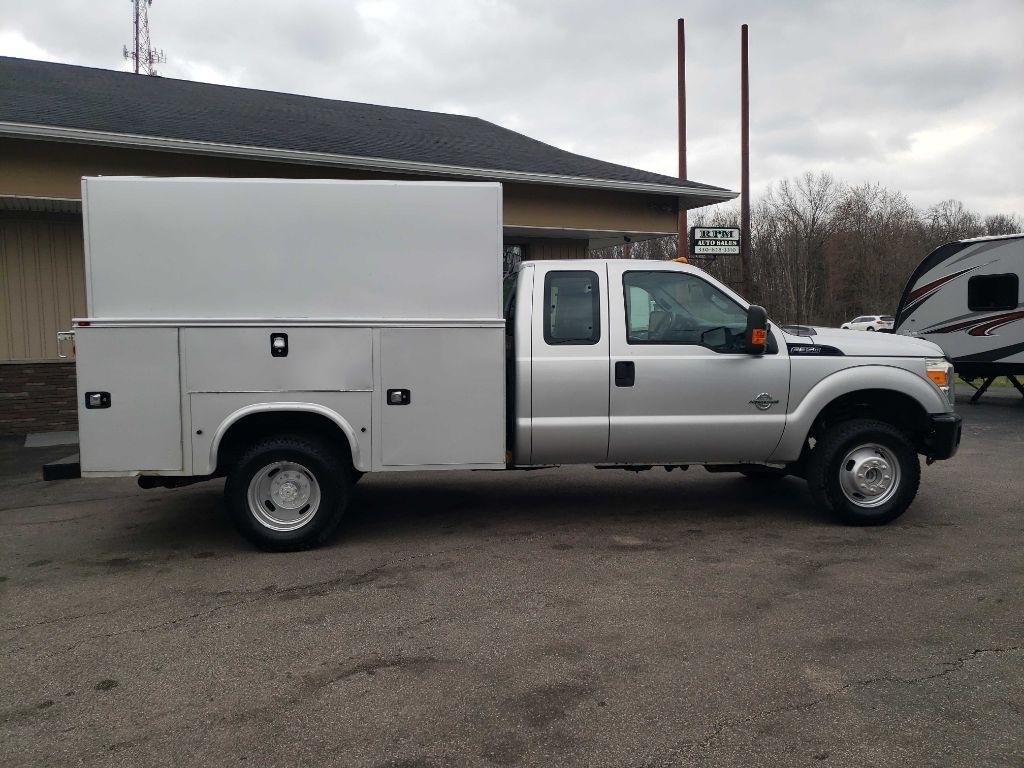 Ford F-350 SD XL SuperCab Long Bed DRW 4WD 2016