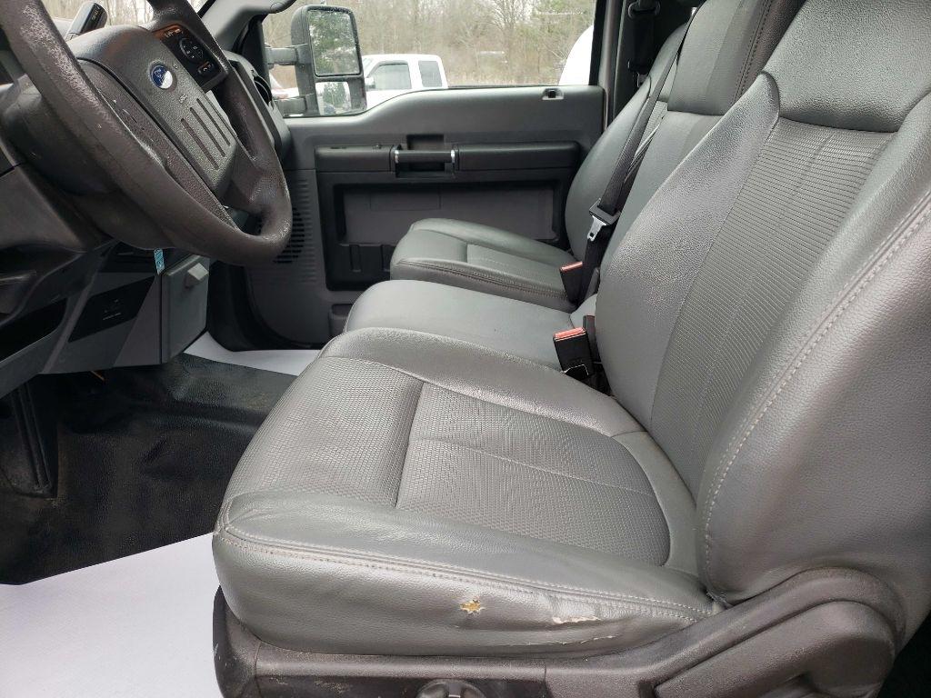 Ford F-350 SD XL SuperCab Long Bed DRW 4WD 2016