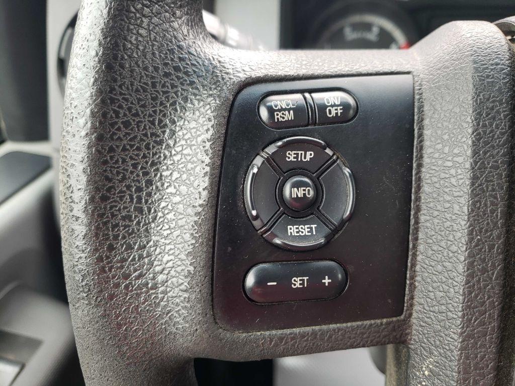 Ford F-350 SD XL SuperCab Long Bed DRW 4WD 2016