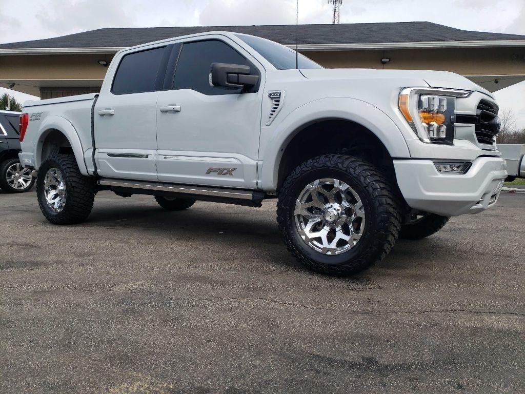 Ford F-150 XLT SuperCrew 5.5-ft. Bed 4WD 2022