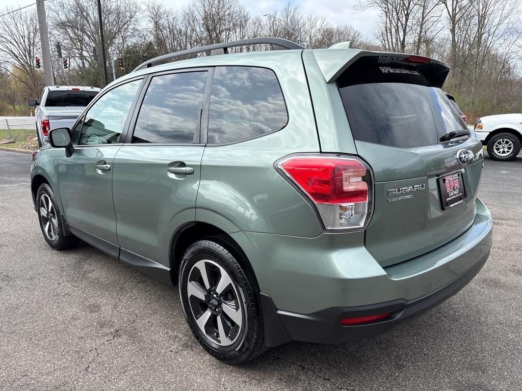 Subaru Forester 2.5i Premium PZEV CVT 2017