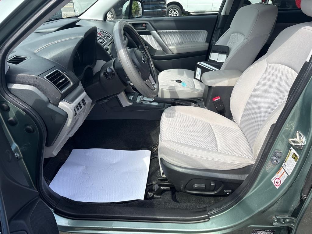 Subaru Forester 2.5i Premium PZEV CVT 2017