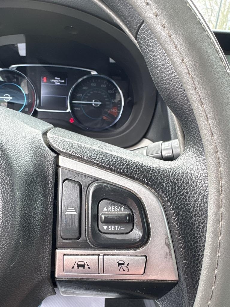 Subaru Forester 2.5i Premium PZEV CVT 2017