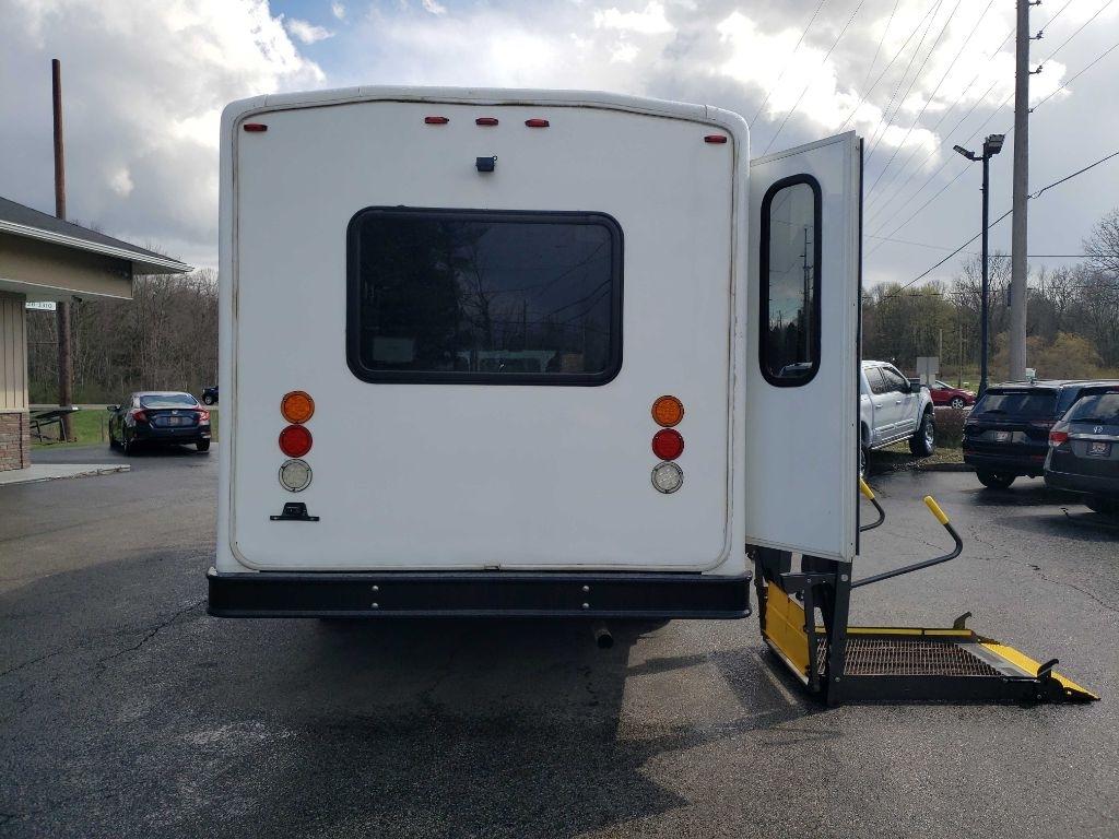 Ford Econoline E350 2015