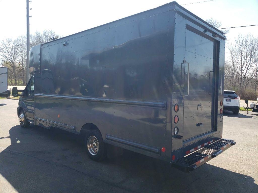 Ford Transit T-350 HD DRW 2022