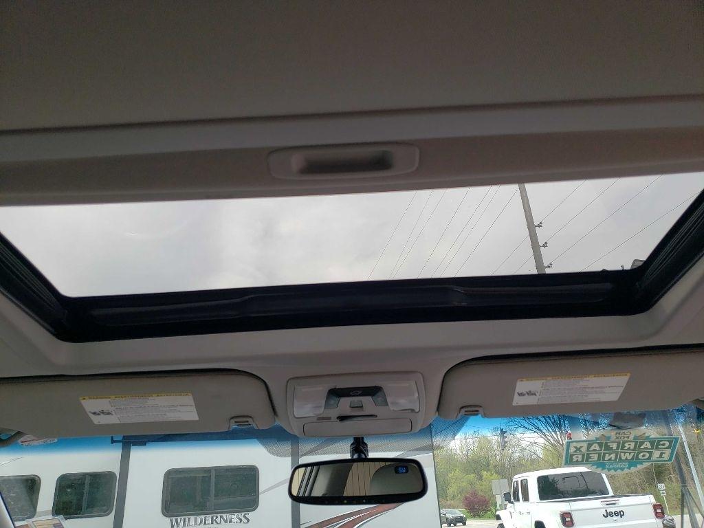 Toyota Sienna Limited AWD 7-Passenger V6 2015