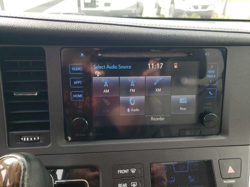 Toyota Sienna Limited AWD 7-Passenger V6 2015