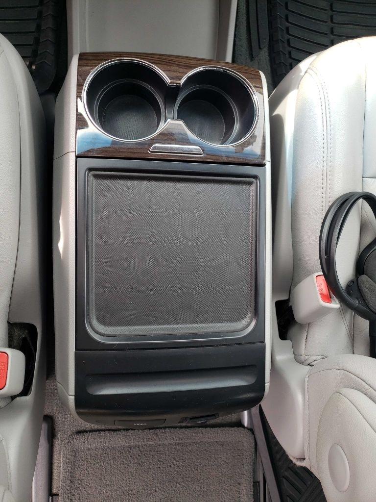 Toyota Sienna Limited AWD 7-Passenger V6 2015