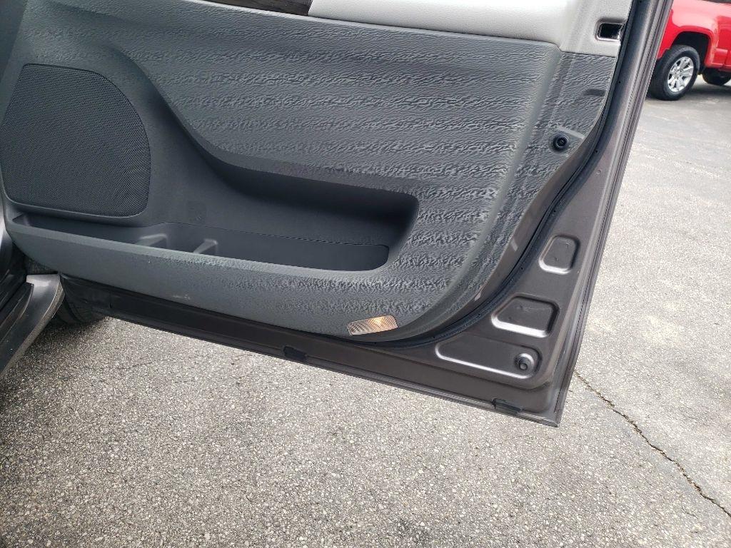 Toyota Sienna Limited AWD 7-Passenger V6 2015