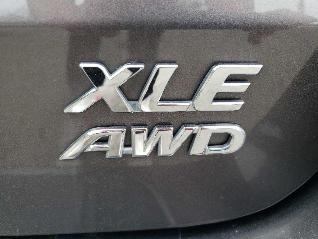 Toyota Sienna Limited AWD 7-Passenger V6 2015