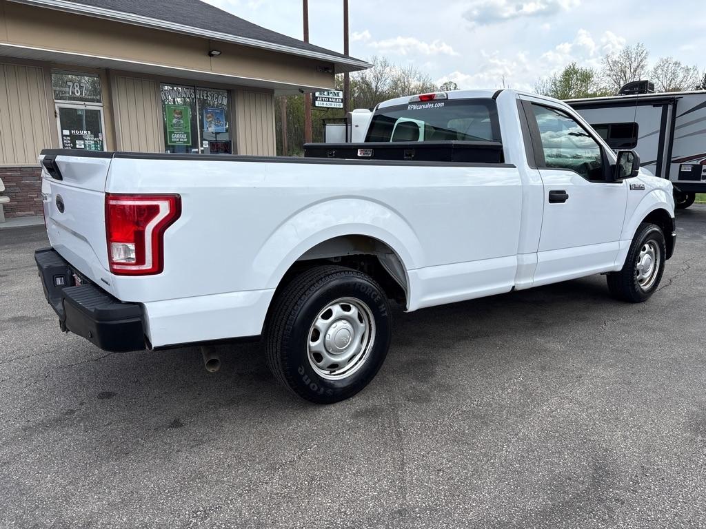 Ford F-150 XL 8-ft. Bed 2WD 2016