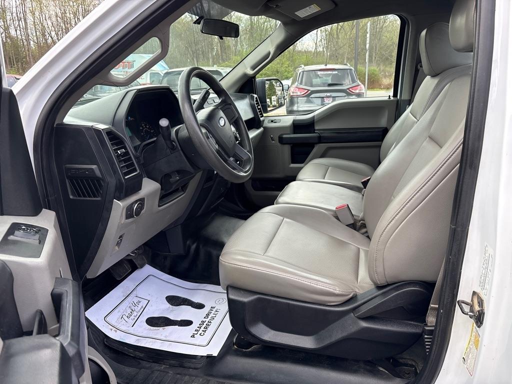 Ford F-150 XL 8-ft. Bed 2WD 2016