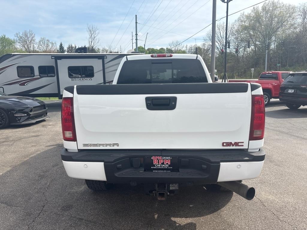 GMC Sierra 2500HD Denali Crew Cab 4WD 2014