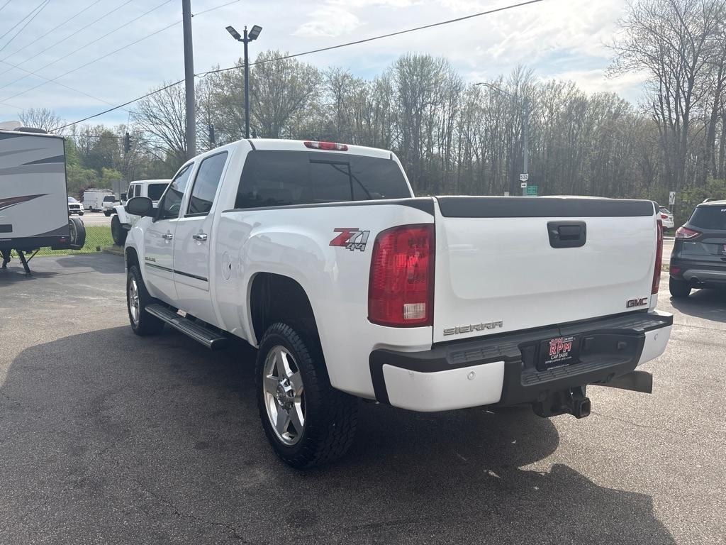 GMC Sierra 2500HD Denali Crew Cab 4WD 2014