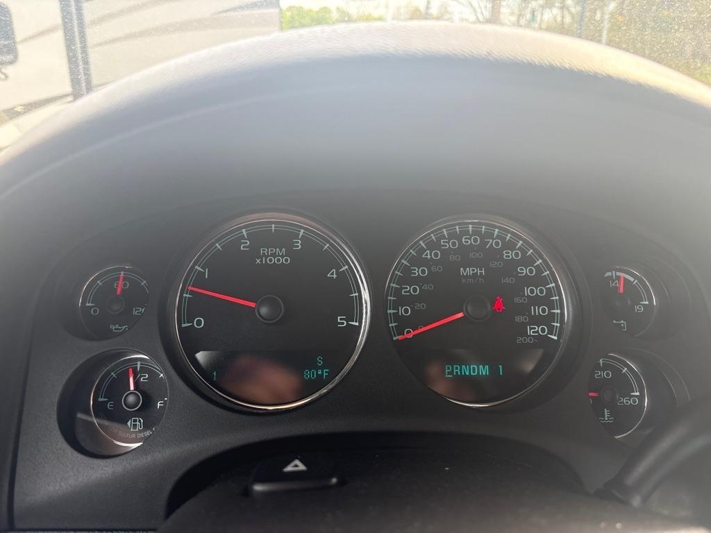 GMC Sierra 2500HD Denali Crew Cab 4WD 2014