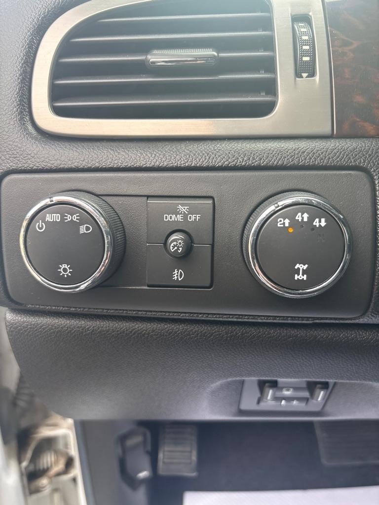 GMC Sierra 2500HD Denali Crew Cab 4WD 2014