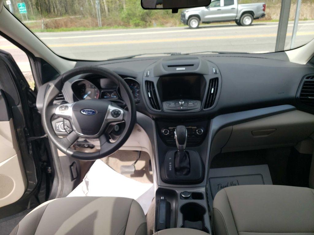Ford Escape SE FWD 2016