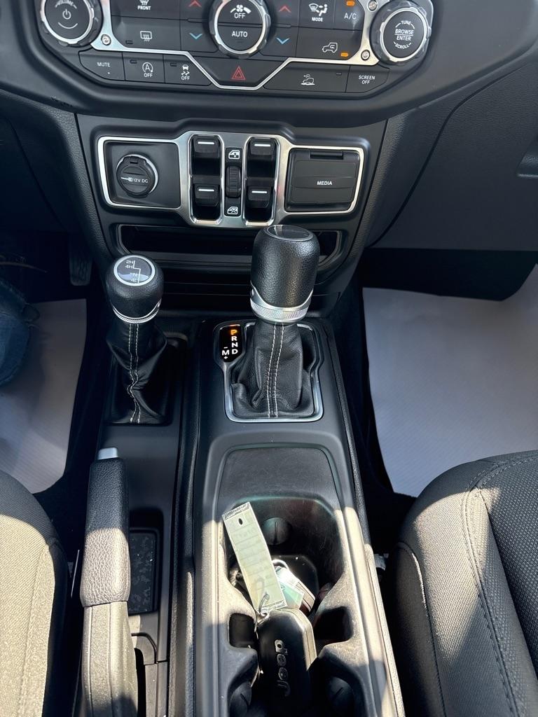 Jeep Gladiator Overland 2022