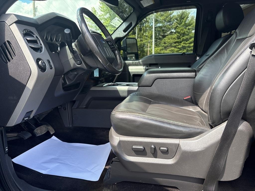 Ford F-250 SD Lariat Crew Cab 4WD 2015