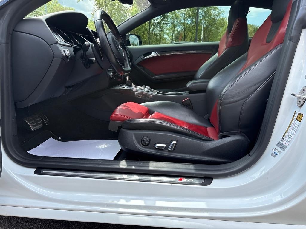 Audi S5 Premium Plus Coupe quattro 7A 2016