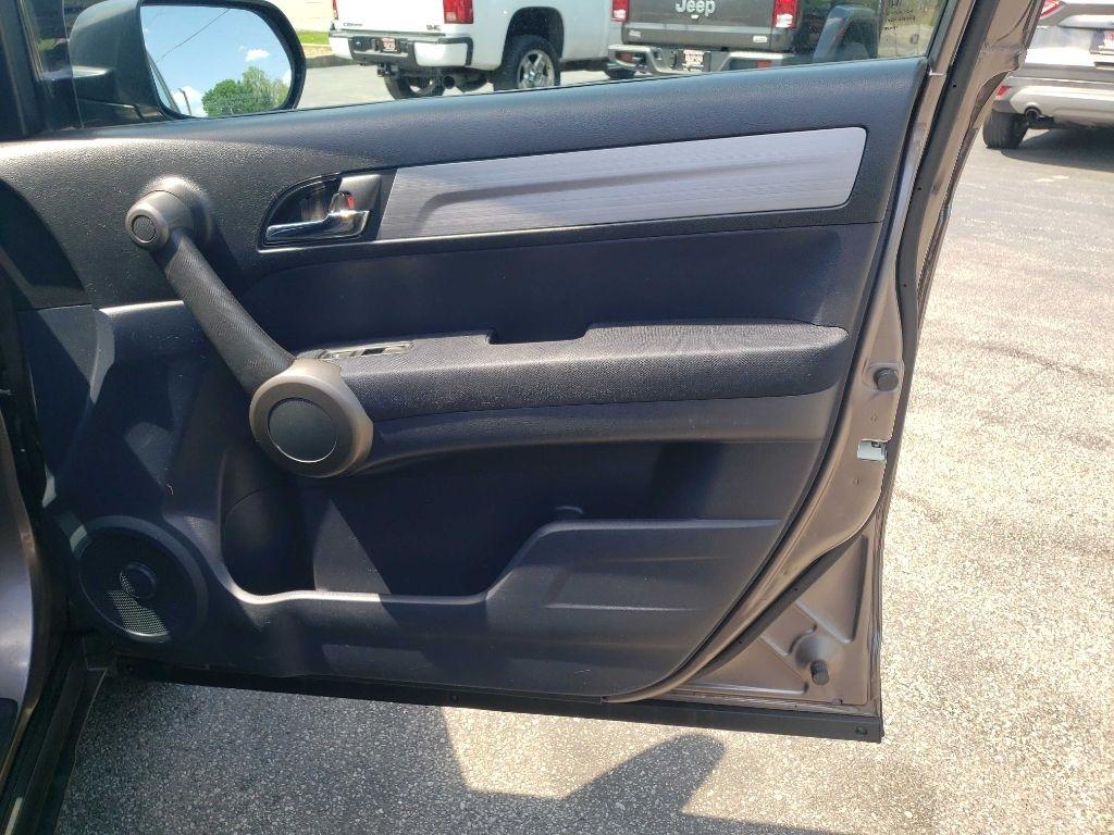 Honda CR-V SE 4WD 5-Speed AT 2011