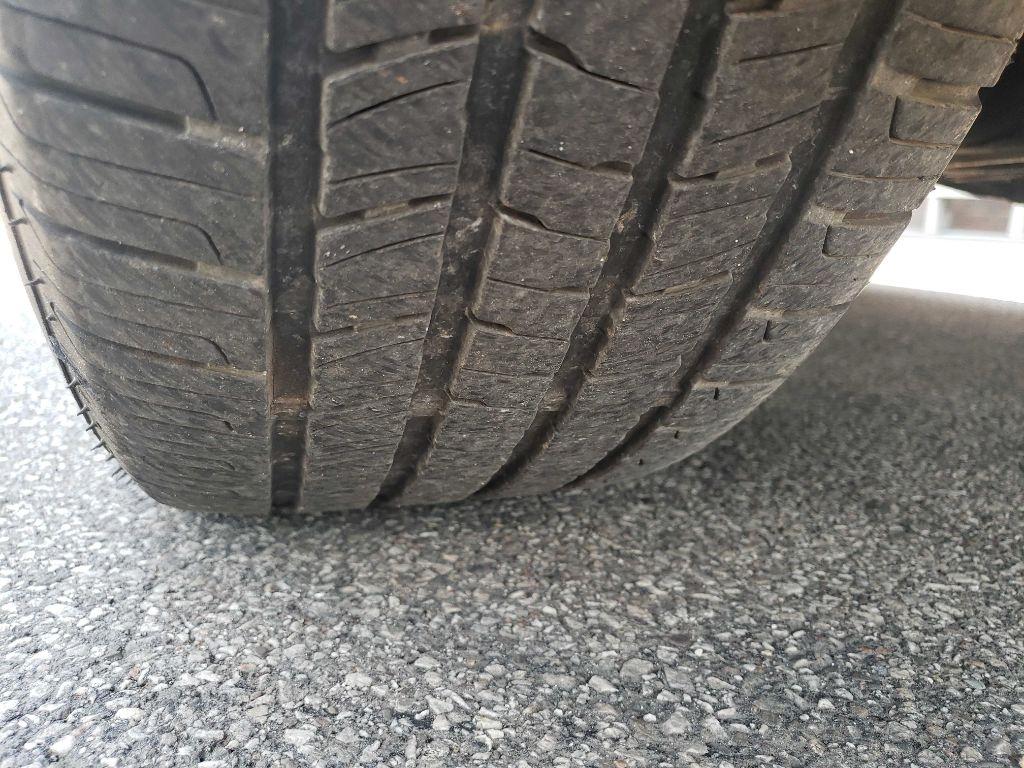 Honda CR-V SE 4WD 5-Speed AT 2011
