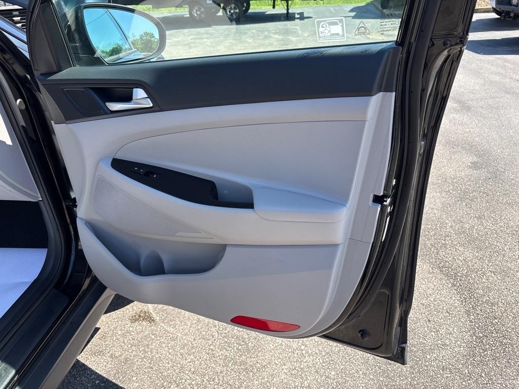 Hyundai Tucson SE 2020