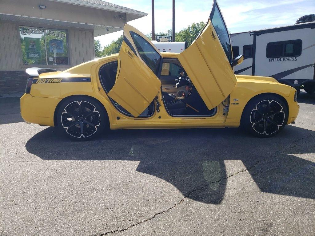 Dodge Charger R/T 2006