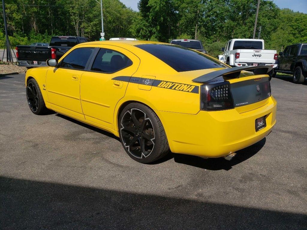 Dodge Charger R/T 2006