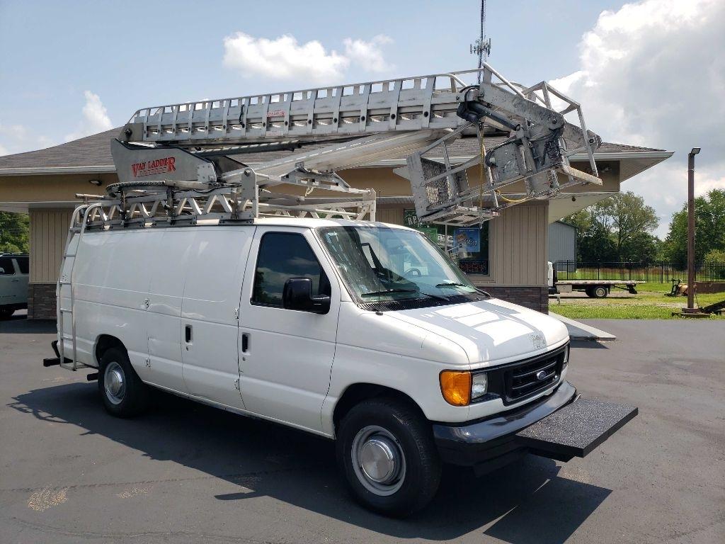 2005 Ford Econoline E-350 Super Duty Extended