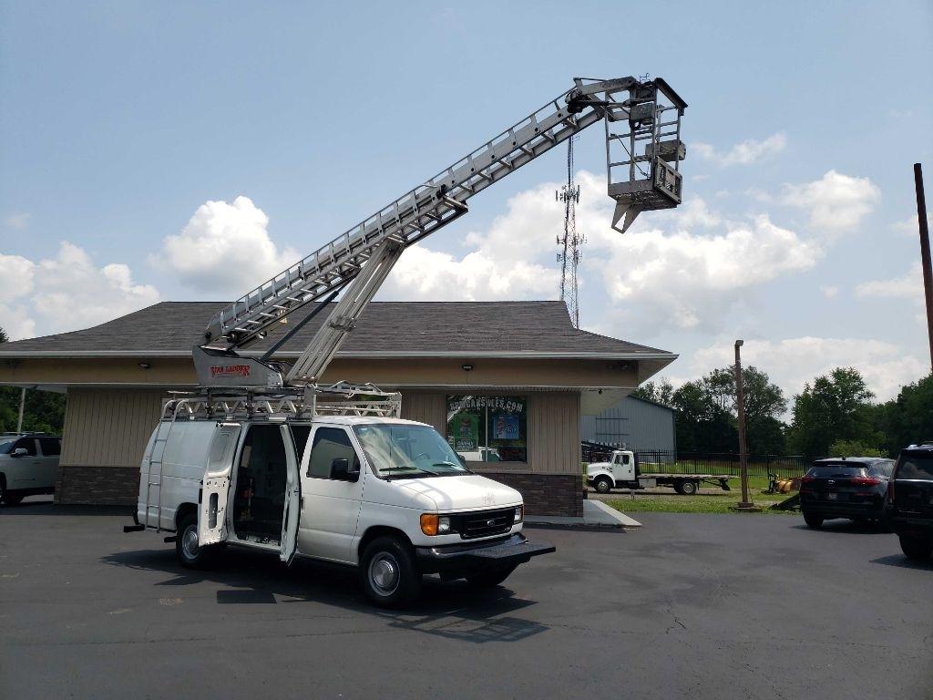 Ford Econoline E-350 Super Duty Extended 2005