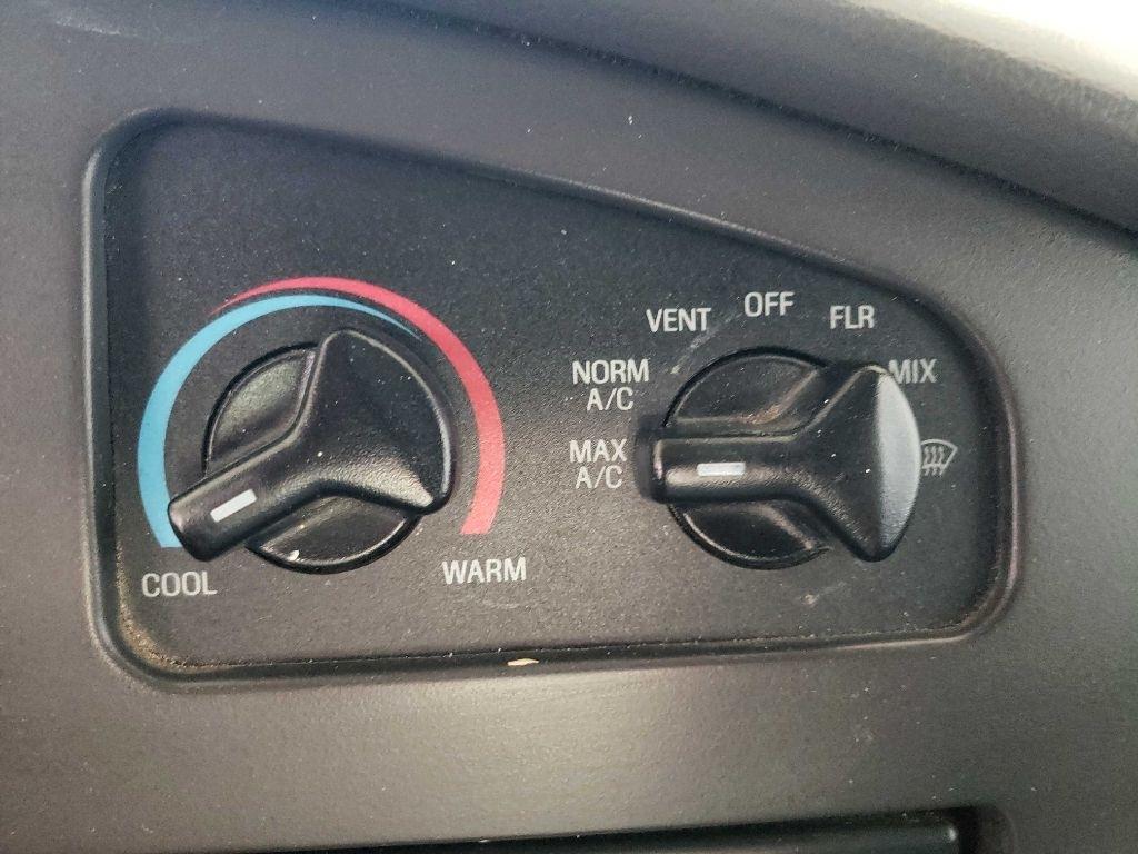 Ford Econoline E-350 Super Duty Extended 2005