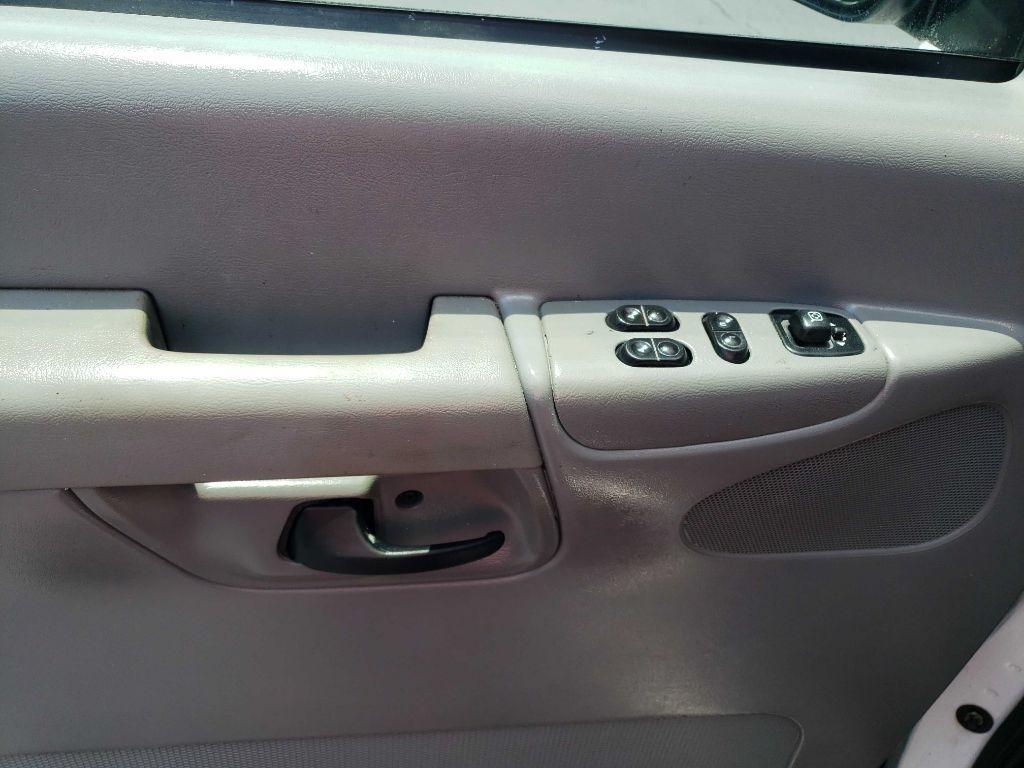 Ford Econoline E-350 Super Duty Extended 2005