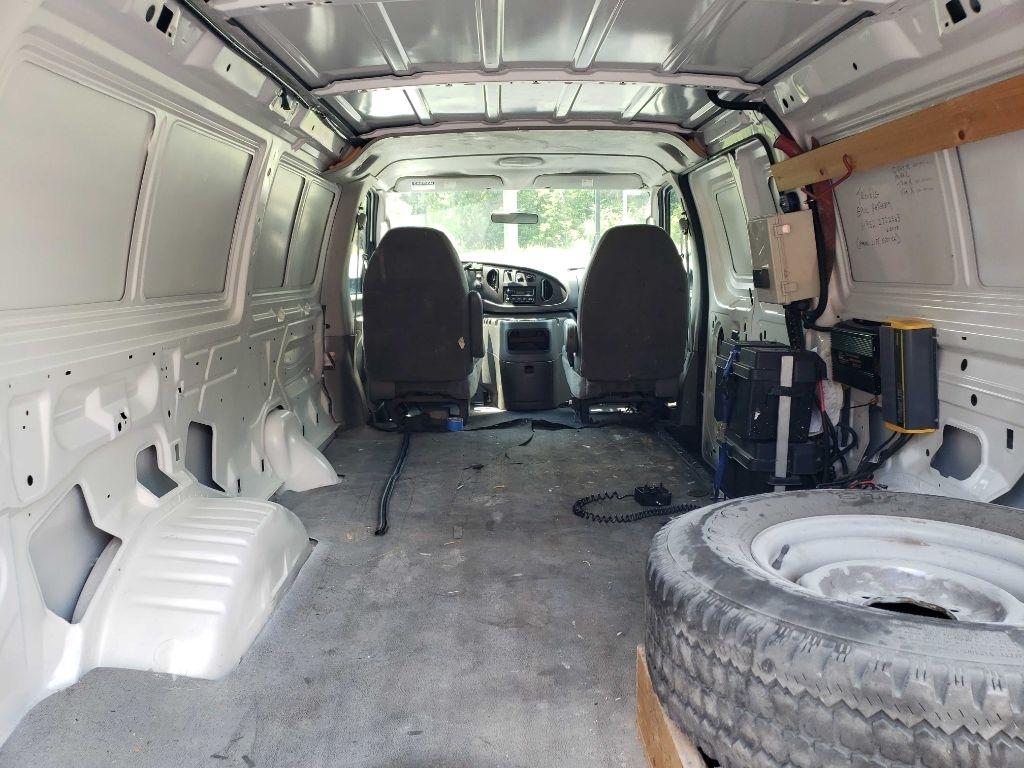 Ford Econoline E-350 Super Duty Extended 2005