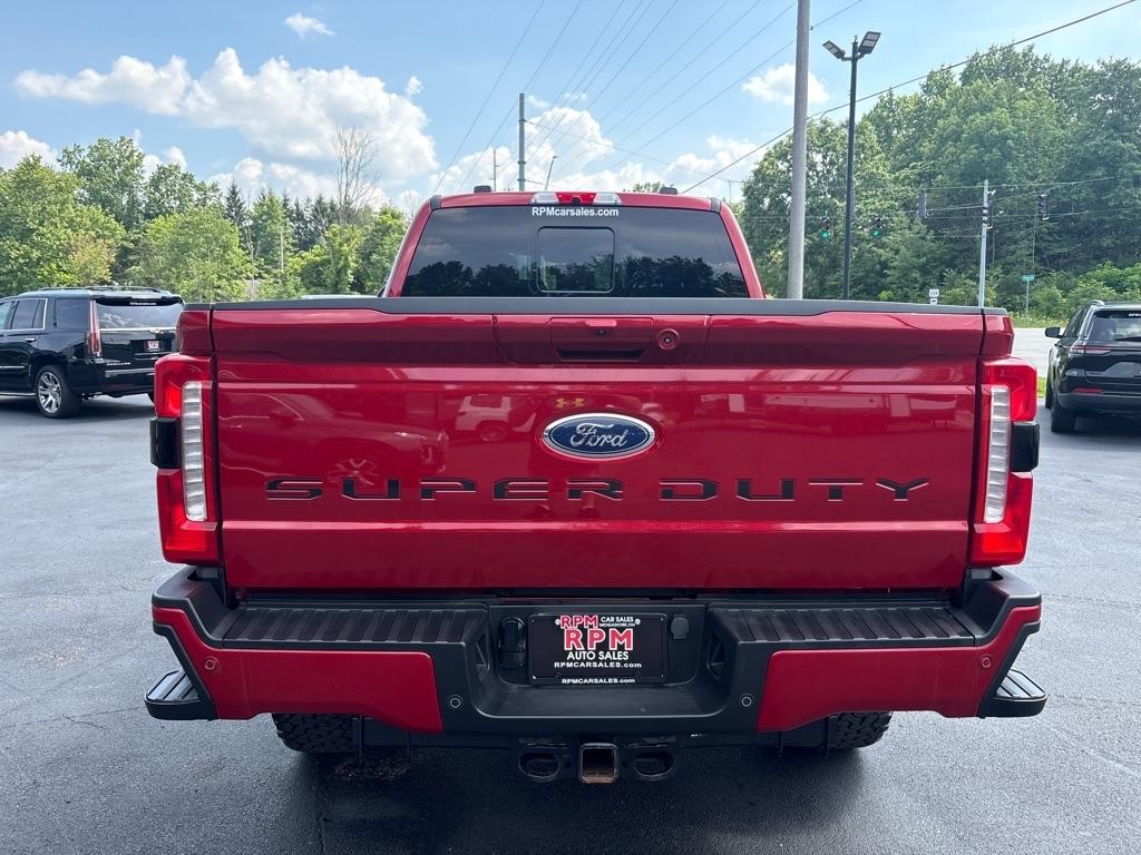 Ford F-250 SD Lariat Crew Cab 4WD 2023