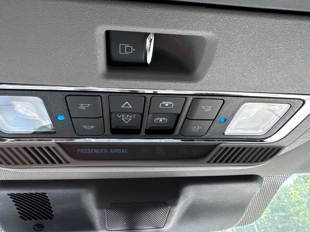 Ford F-250 SD Lariat Crew Cab 4WD 2023