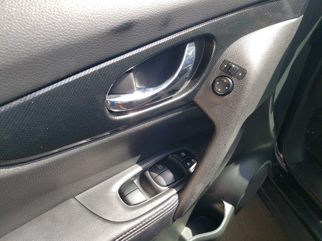 Nissan Rogue S AWD 2016
