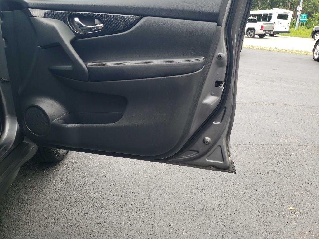 2018 Nissan Rogue SL - Photo 29