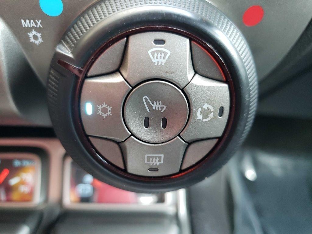 Chevrolet Camaro Convertible 2SS 2011