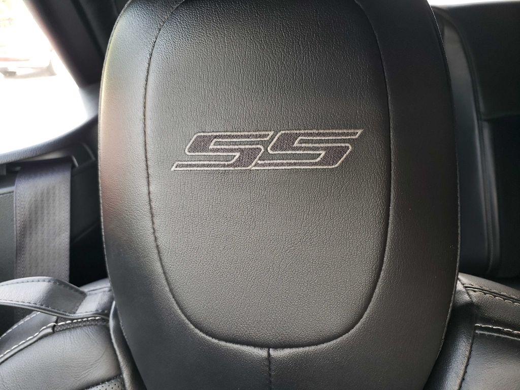 Chevrolet Camaro Convertible 2SS 2011