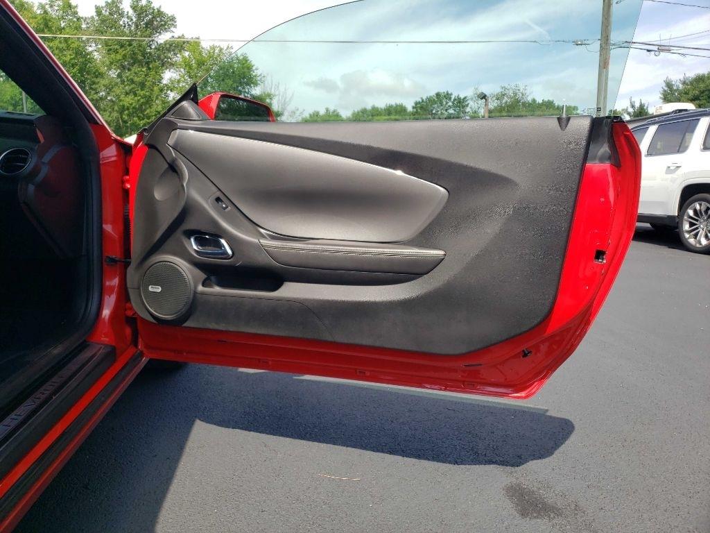 Chevrolet Camaro Convertible 2SS 2011