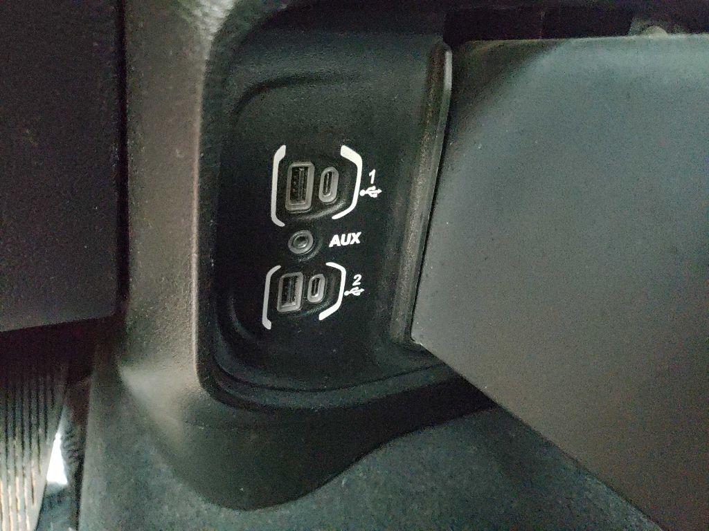 RAM 2500 Big Horn Crew Cab 4WD 2021